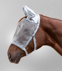 Pasture halter with fly mask