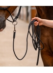 Knotted halter with movable ring Knotted halter with movable ring
